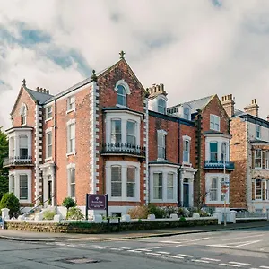 Rowntree Hotel